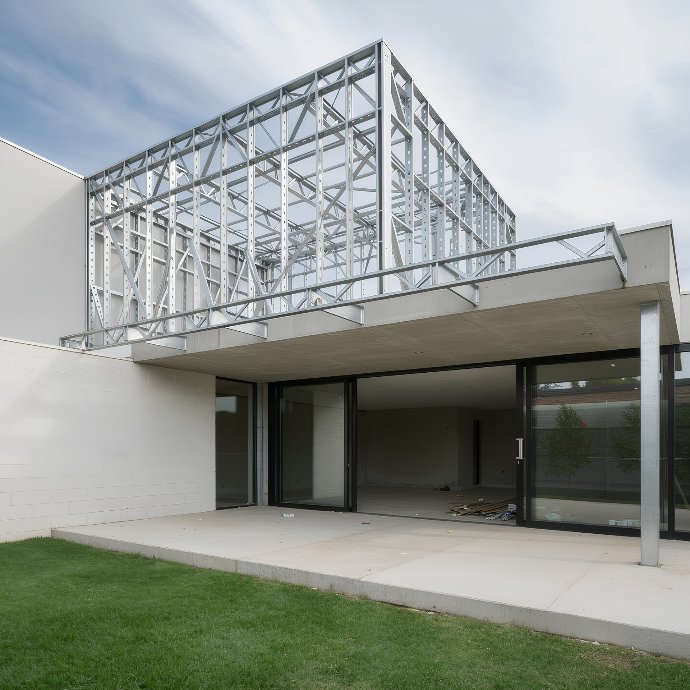 Surélévation vertical d'une maison pour crée un nouvel étage vue avec ossature métallique apparente - BatiSreek